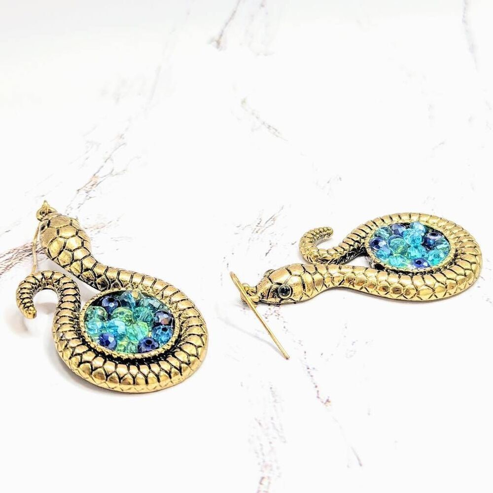 Ladies Blue Snake Earrings 16$
